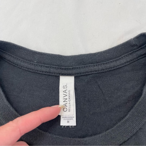 Taylor Swift Reputation Stadium Tour Grey Gold Short Sleeve Crew Neck Shirt Med - Picture 4 of 6